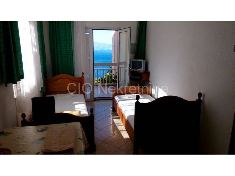 House with apartments, Sale, Omiš, Stanići