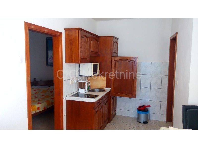 House with apartments, Sale, Omiš, Stanići