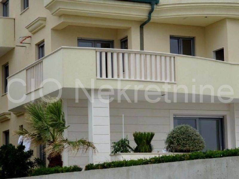 Apartmant house, Sale, Povljana, Povljana