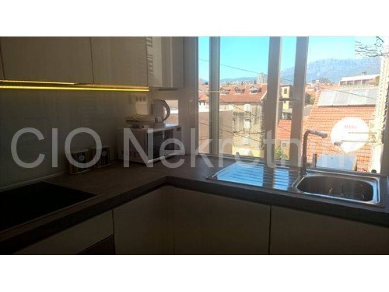 Flat in building, Rent, Split, Split