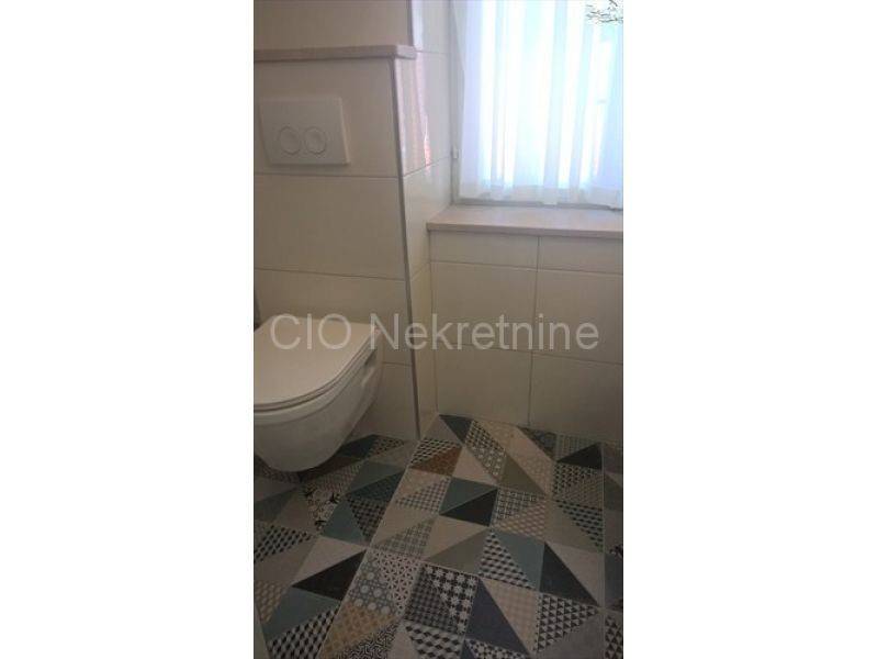 Flat in building, Rent, Split, Split