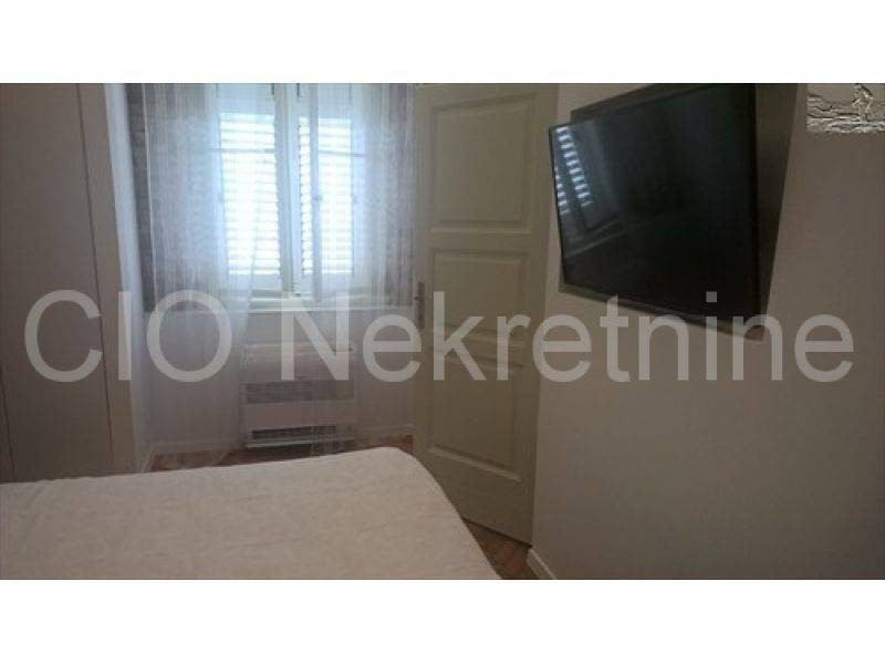 Flat in building, Rent, Split, Split