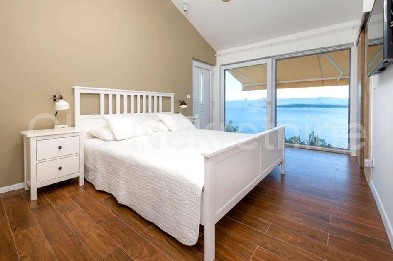 Luxury house, Sale, Bol, Bol