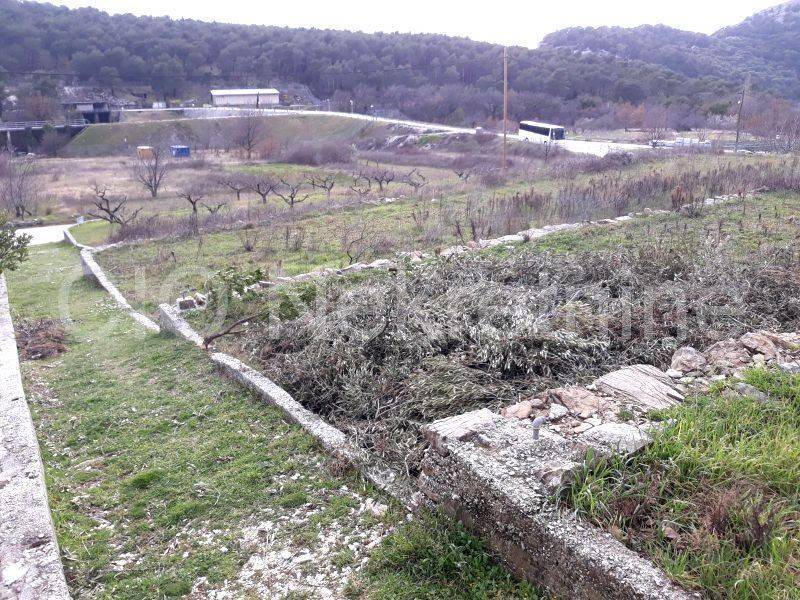 Construction plot for mixed-use objects, Sale, Omiš, Gata