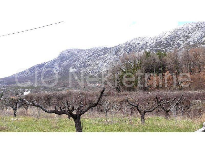 Construction plot for mixed-use objects, Sale, Omiš, Gata