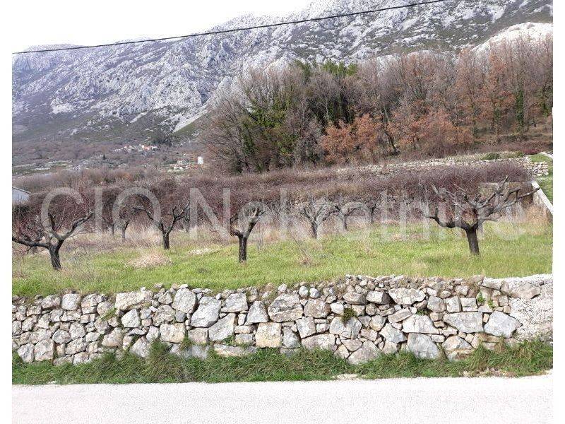 Construction plot for mixed-use objects, Sale, Omiš, Gata