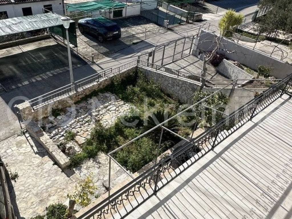 House with apartments, Sale, Milna, Milna