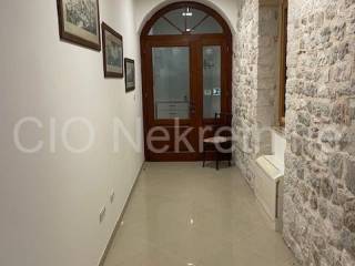 Flat in a building, Rent, Split, Split