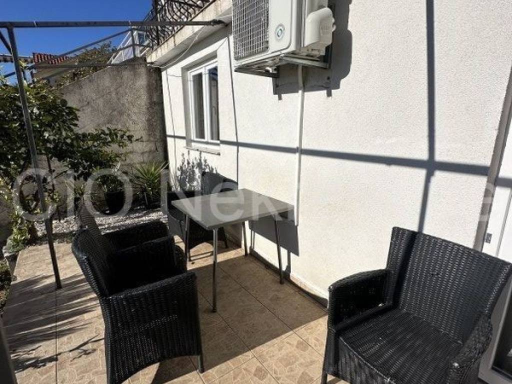 House with apartments, Sale, Milna, Milna