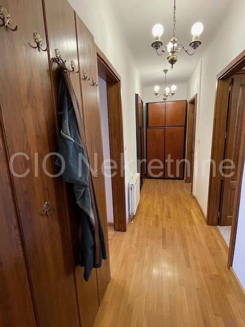 Flat in a building, Sale, Split, Split