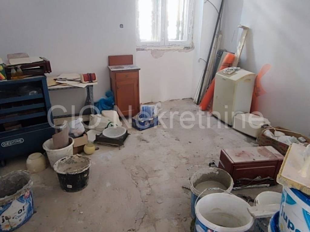 Flat in a building, Sale, Split, Split