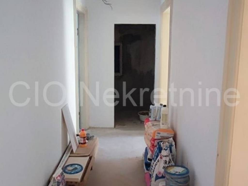 Flat in a building, Sale, Split, Split