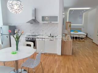 Flat in a building, Sale, Split, Split