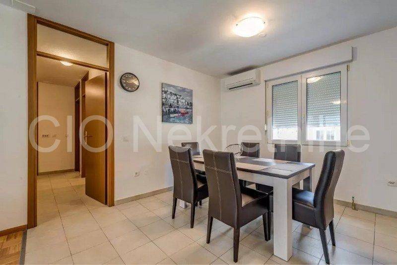 Flat in a building, Rent, Split, Split