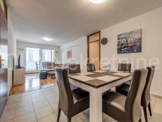 Flat in a building, Rent, Split, Split
