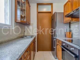 Flat in a building, Rent, Split, Split
