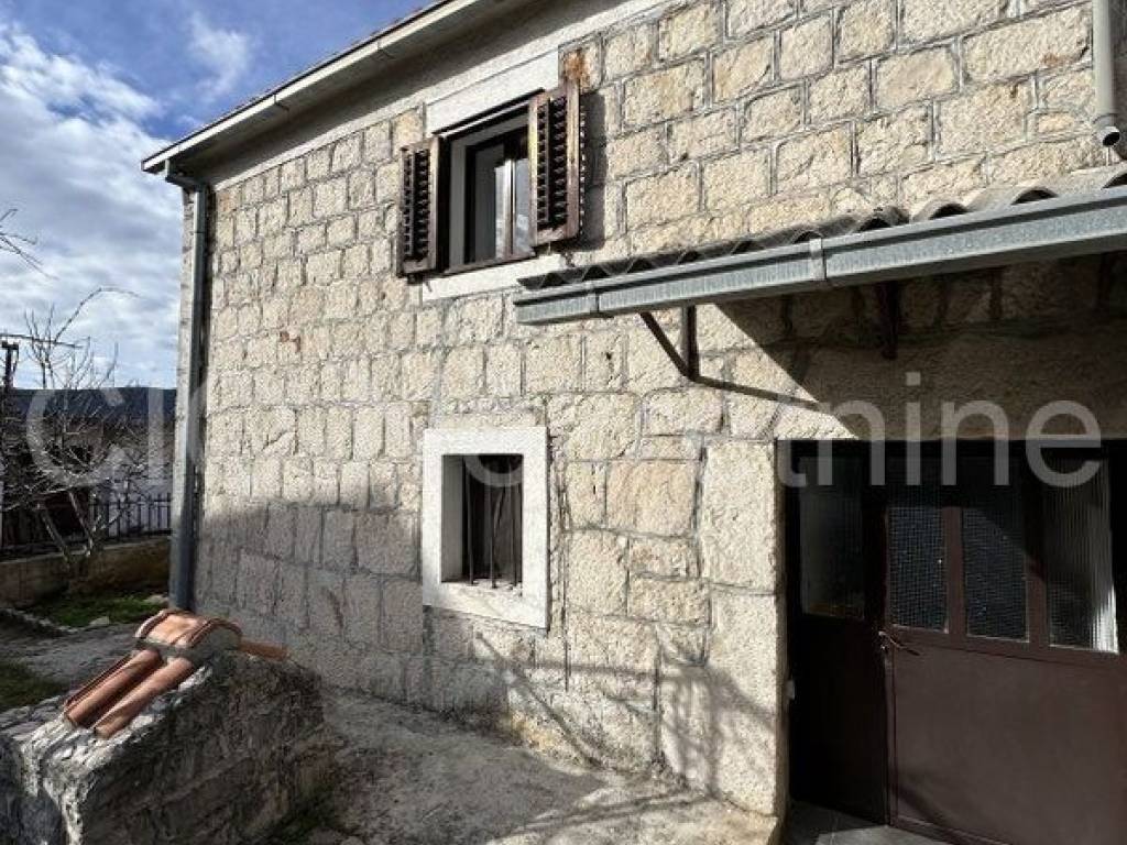 Stone house, Sale, Dicmo, Kraj