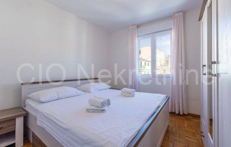 Flat in a building, Rent, Split, Split