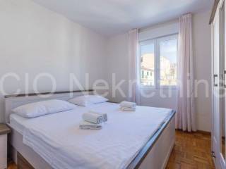 Flat in a building, Rent, Split, Split