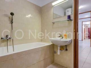 Flat in a building, Rent, Split, Split