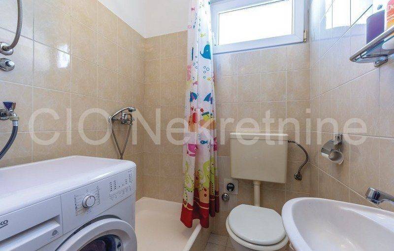 Flat in a building, Rent, Split, Split