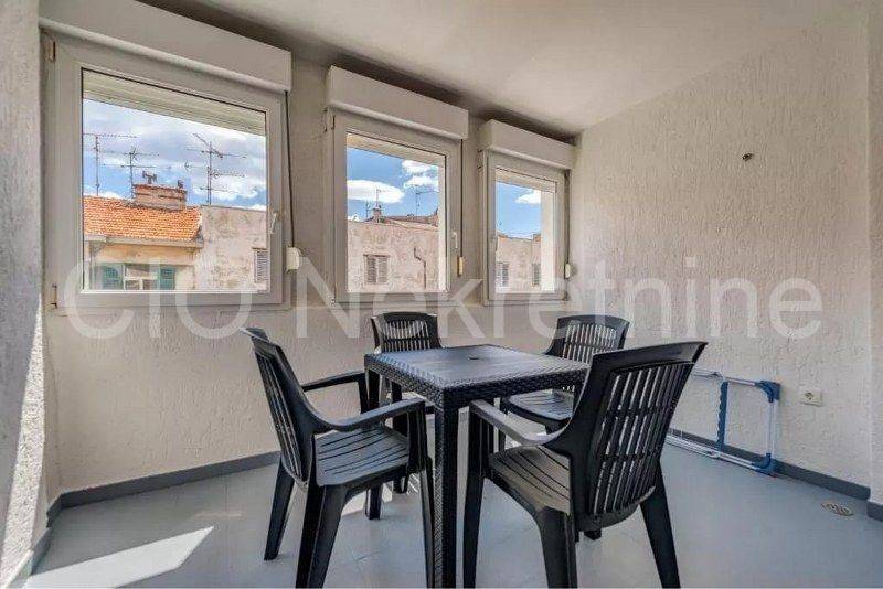 Flat in a building, Rent, Split, Split