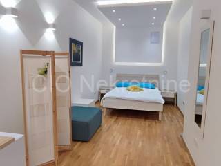 Flat in a building, Sale, Split, Split