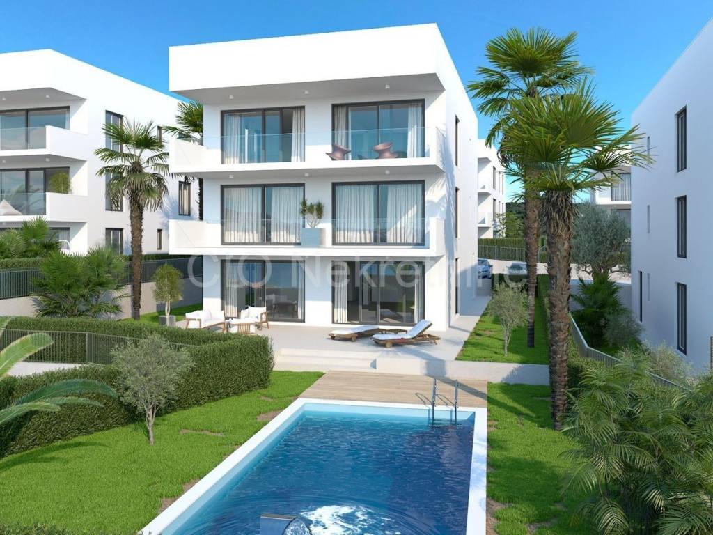 Flat in a new building, Sale, Okrug, Okrug Gornji