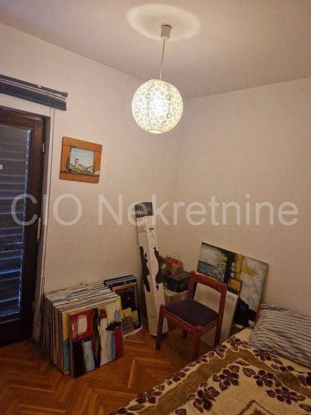 Flat in a building, Sale, Split, Split