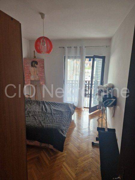 Flat in a building, Sale, Split, Split
