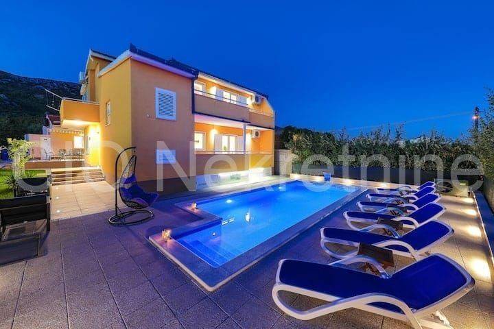Luxury house, Sale, Kaštela, Kaštel Lukšić