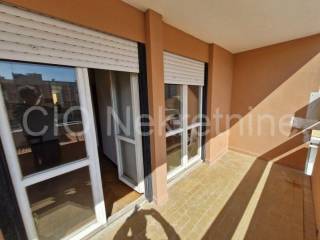 Flat in a building, Sale, Split, Split