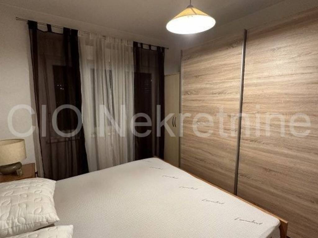 Flat in a building, Sale, Split, Split