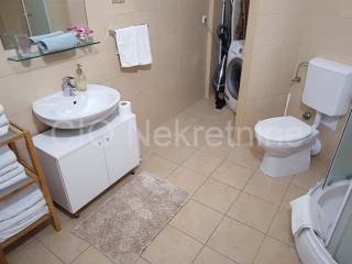Flat in a building, Sale, Split, Split