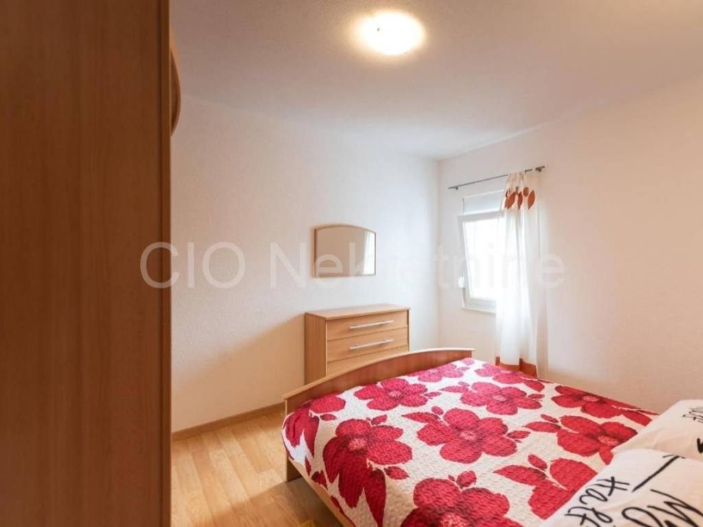House with apartments, Sale, Marina, Vinišće