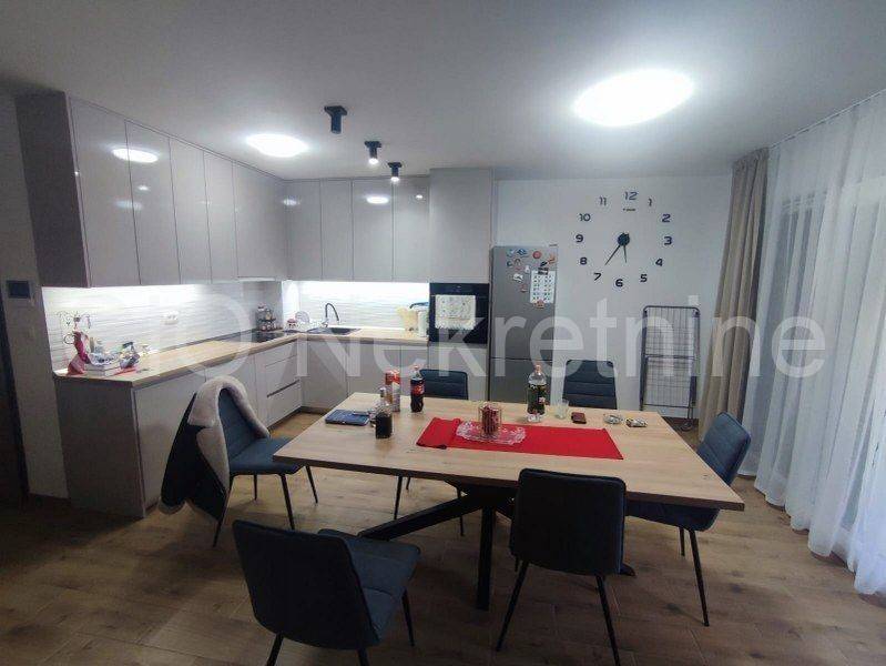 Flat in a new building, Rent, Kaštela, Kaštel Kambelovac