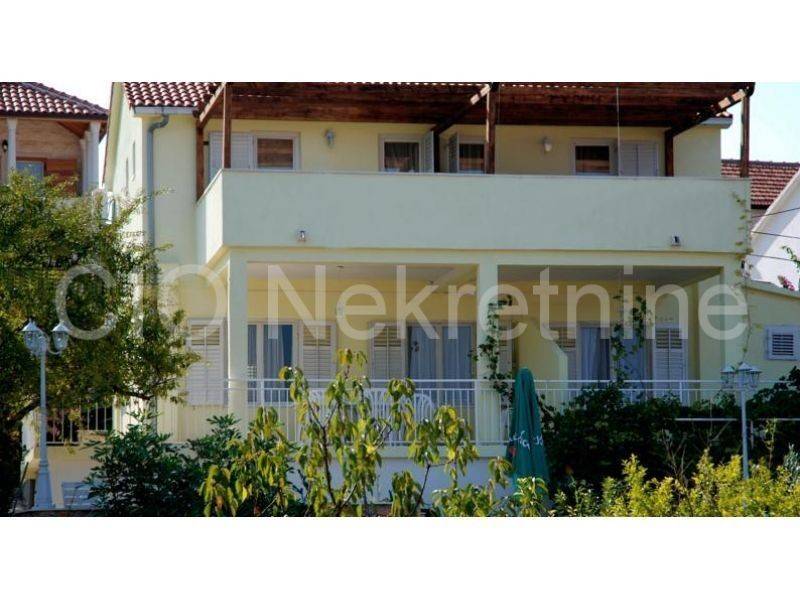 Apartment house, Sale, Sutivan, Sutivan