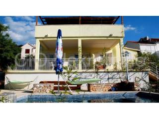 Apartment house, Sale, Sutivan, Sutivan