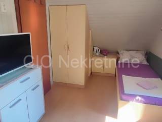 Flat in a house, Sale, Split, Split