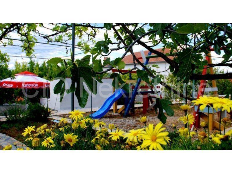 Apartment house, Sale, Sutivan, Sutivan