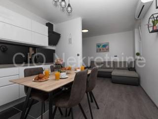 Flat in a building, Sale, Split, Split