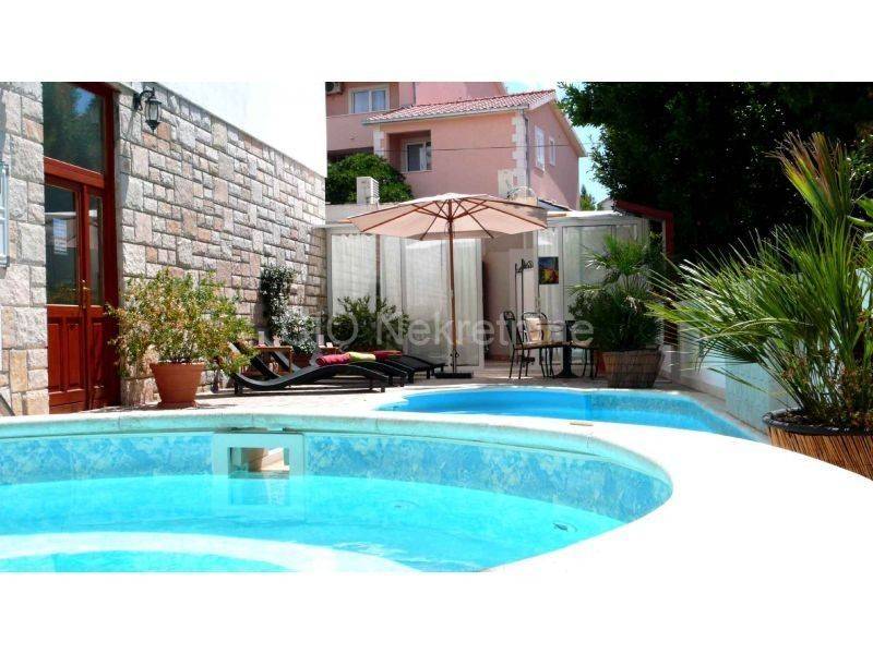 Hotel, Sale, Supetar, Supetar