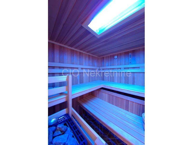 Hotel, Sale, Supetar, Supetar
