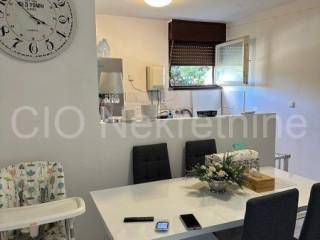 Flat in a building, Sale, Split, Split