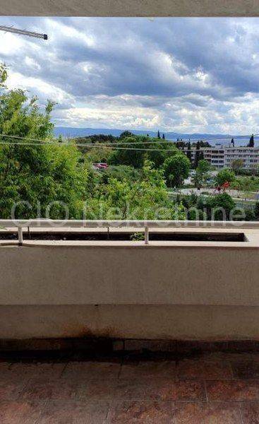 Flat in a building, Sale, Split, Split