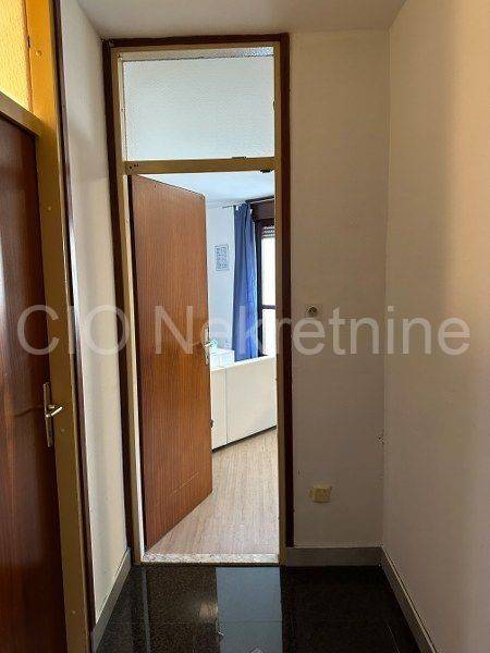 Flat in a building, Sale, Split, Split