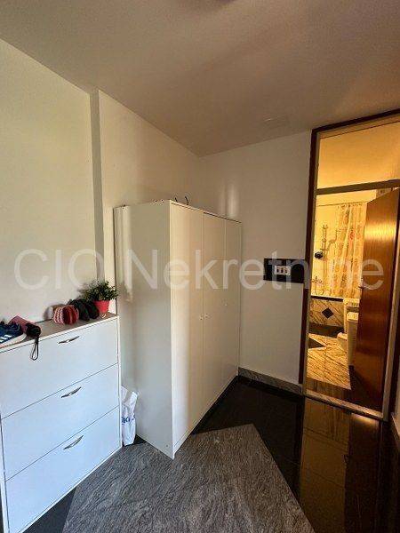 Flat in a building, Sale, Split, Split