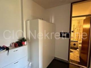 Flat in a building, Sale, Split, Split