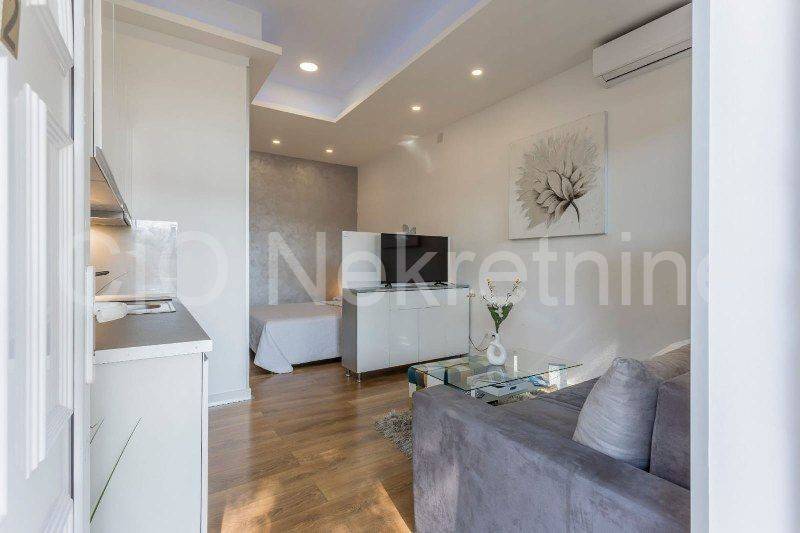 Studio apartment, Rent, Split, Split