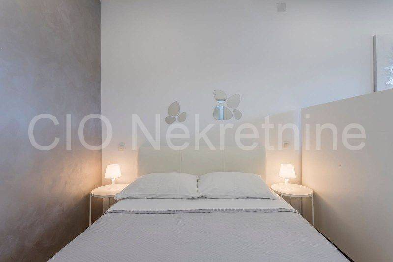 Studio apartment, Rent, Split, Split